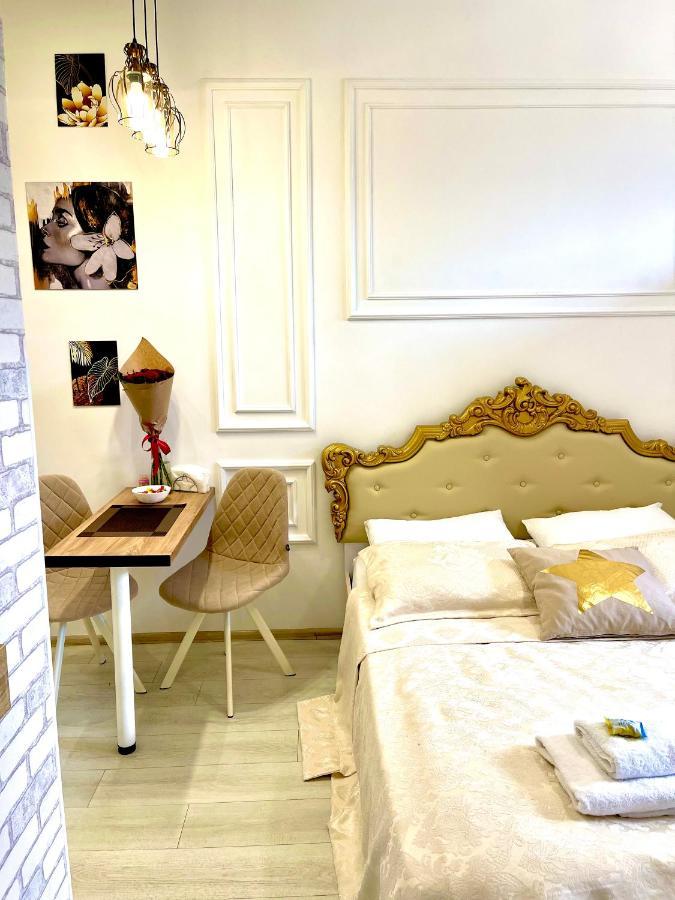Vintage Apartment Kotlyarska10 Lviv Luaran gambar