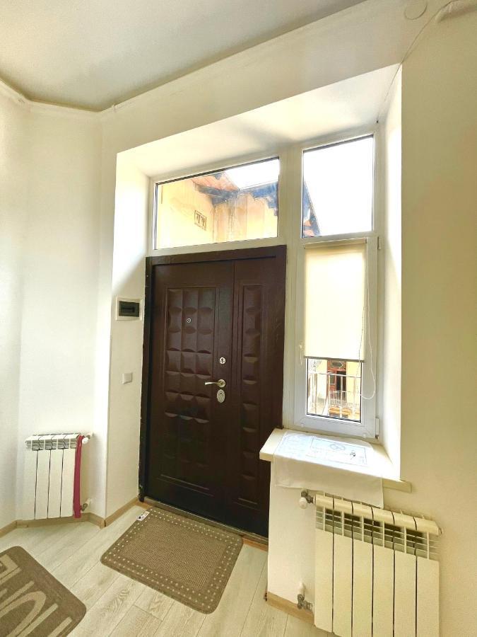 Vintage Apartment Kotlyarska10 Lviv Luaran gambar